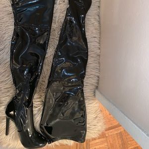 PATENT LEATHER SHINNY THIGH HIGH BOOTS